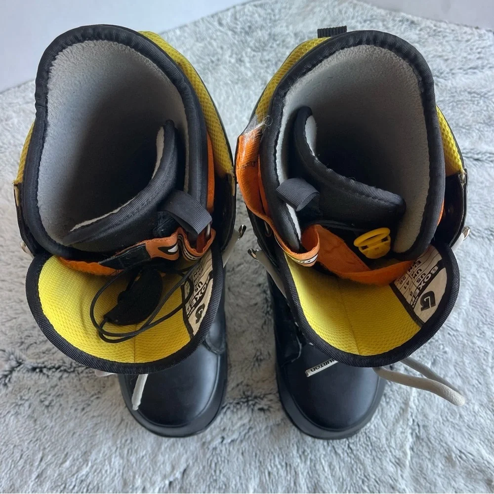 Burton (BRTN) Boxer Black Snowboard Boots with Yellow Accents Men SZ 8